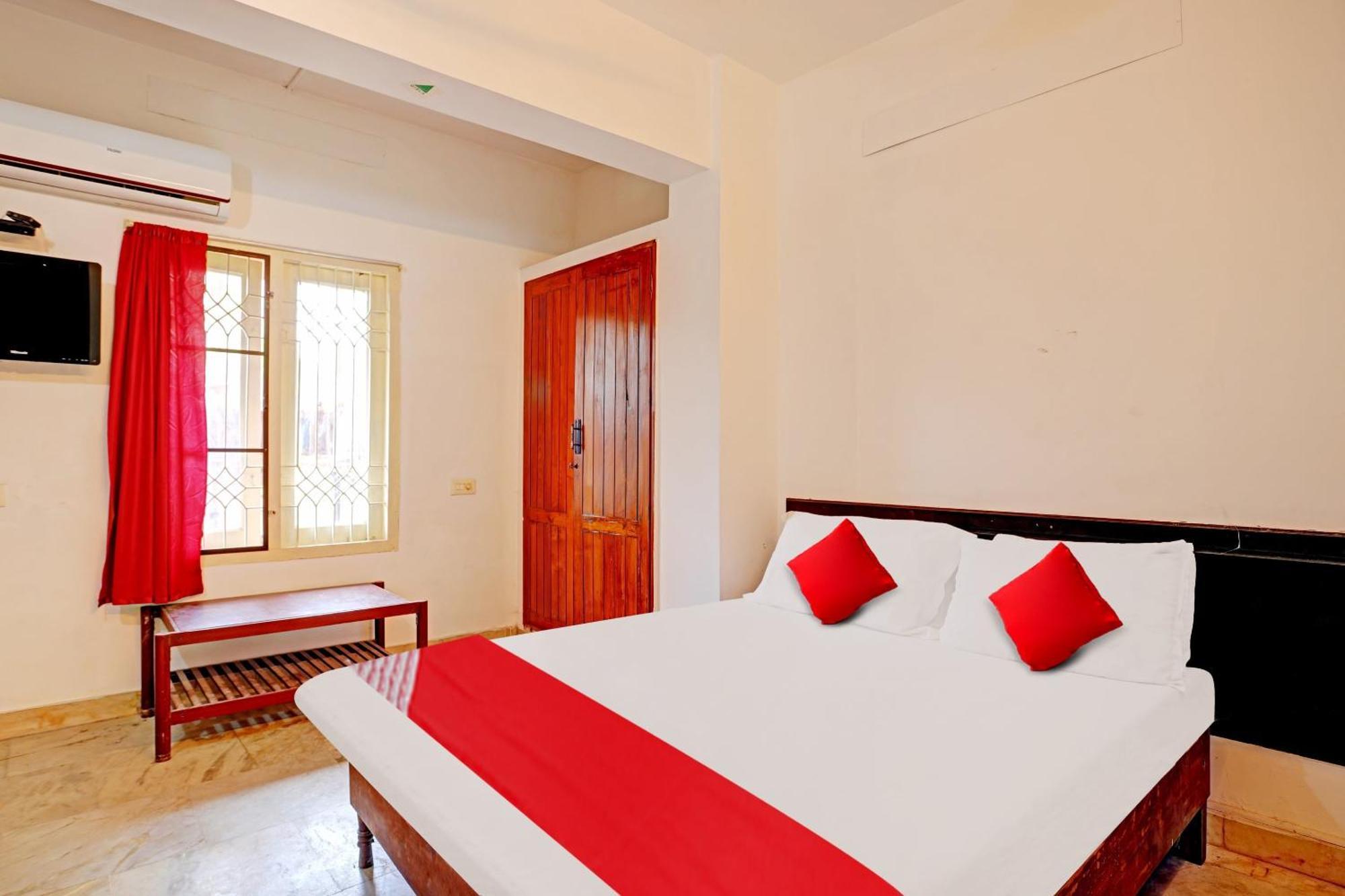 Hotel O Safa Inn Trippapur Экстерьер фото