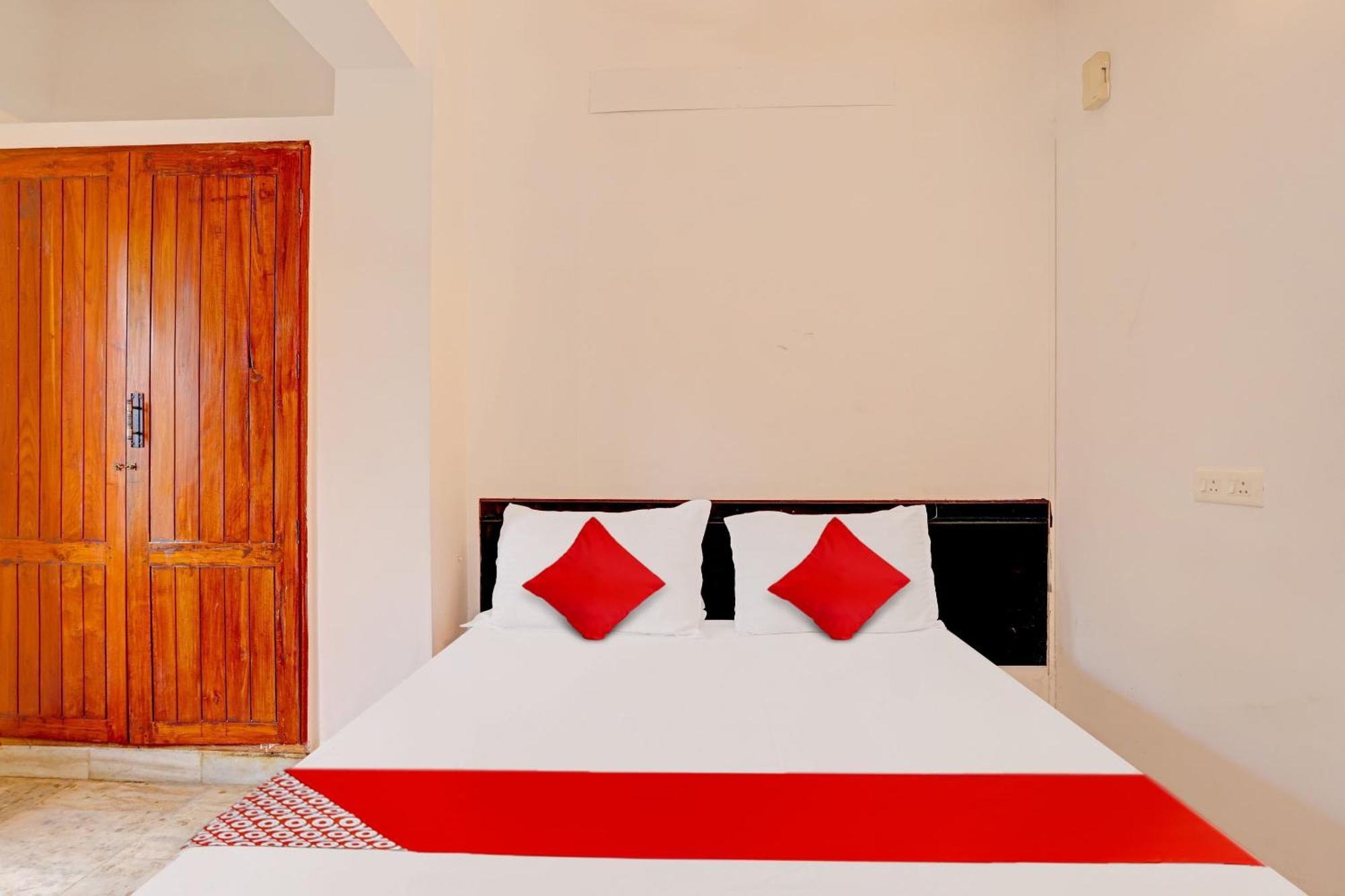 Hotel O Safa Inn Trippapur Экстерьер фото