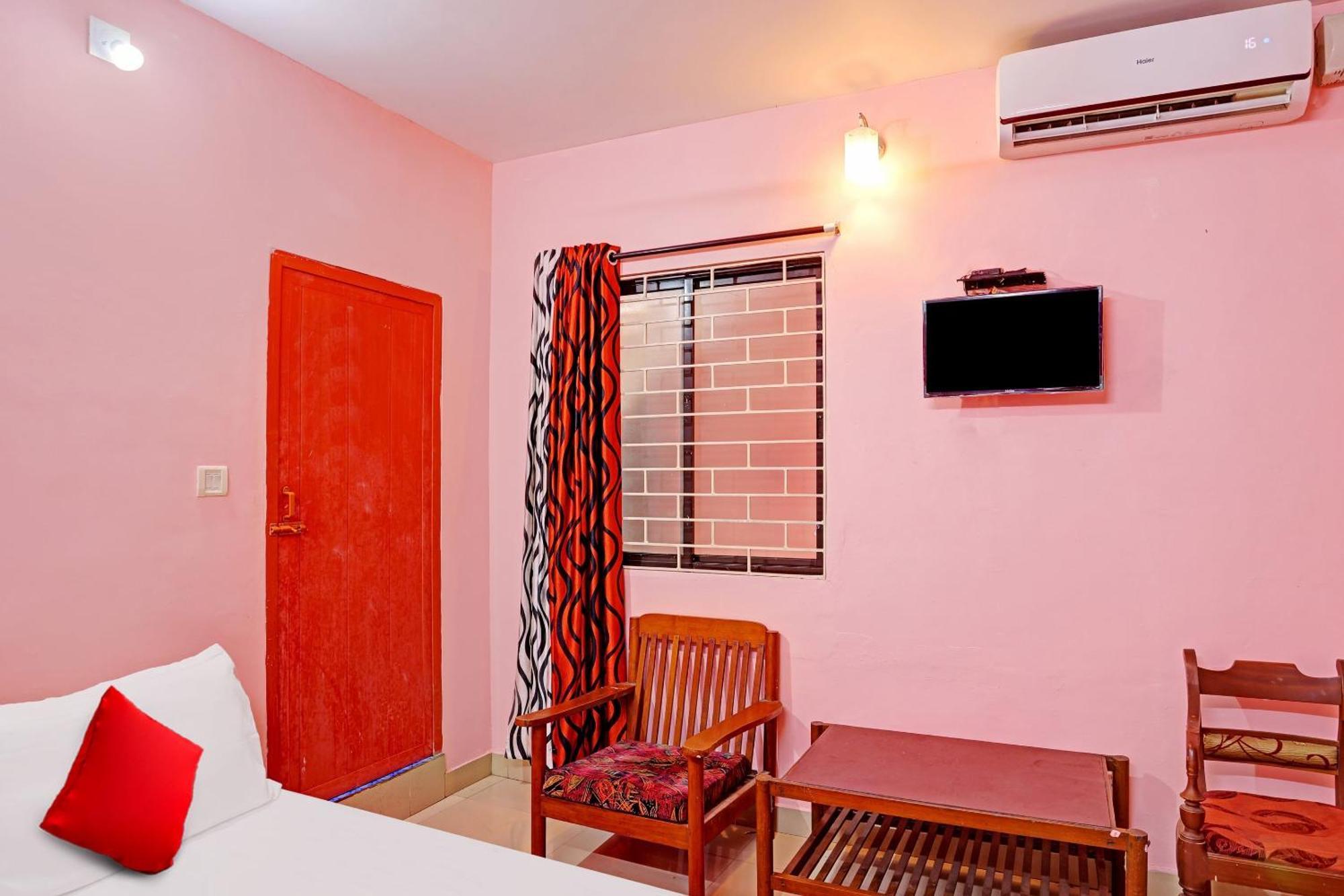 Hotel O Safa Inn Trippapur Экстерьер фото