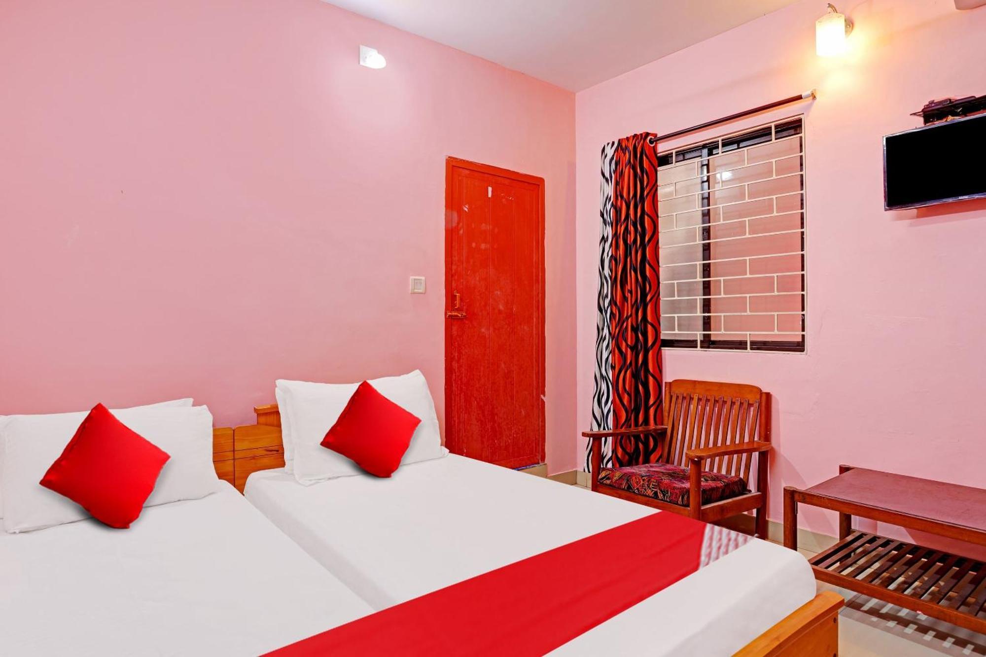 Hotel O Safa Inn Trippapur Экстерьер фото