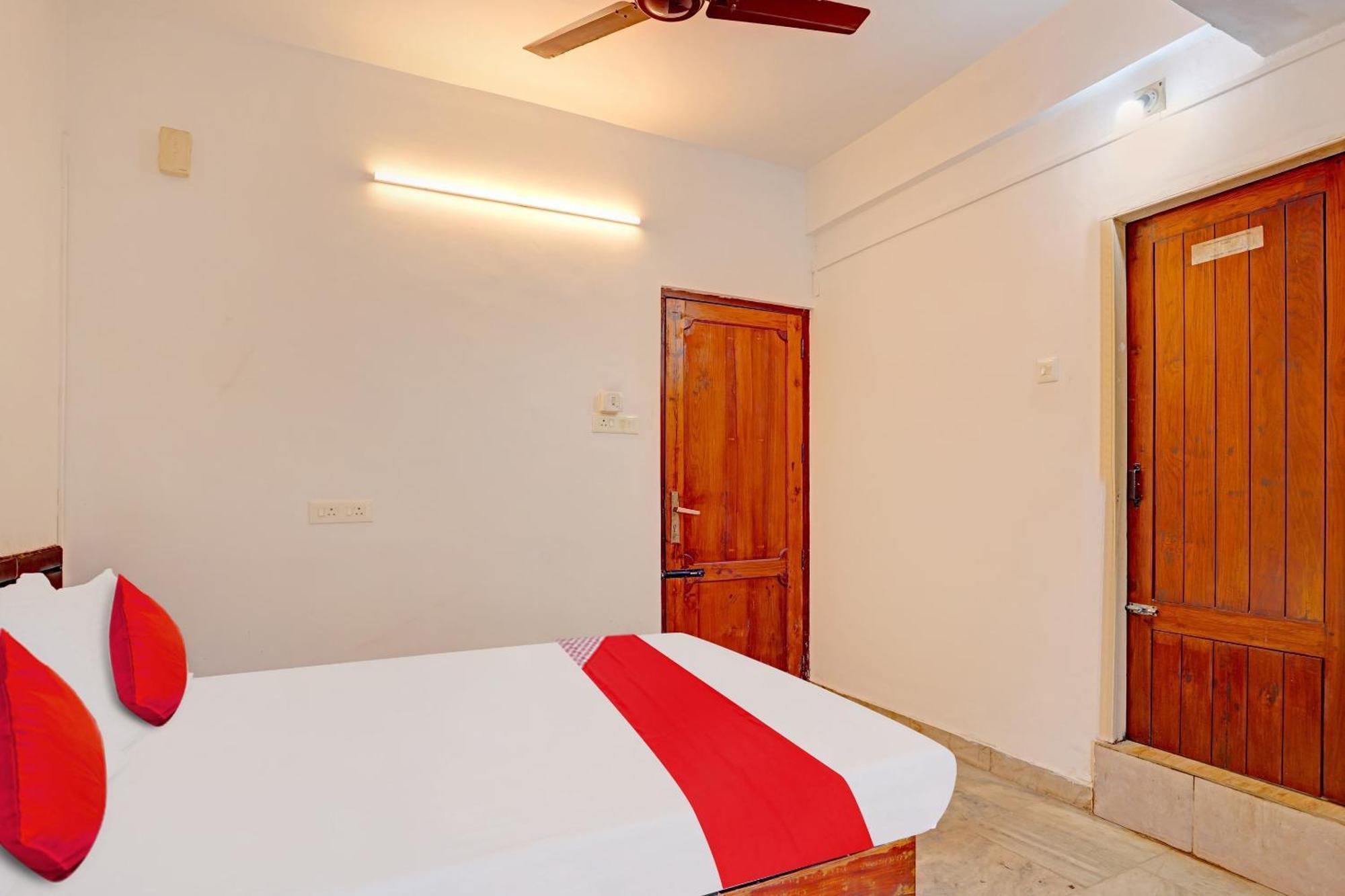 Hotel O Safa Inn Trippapur Экстерьер фото