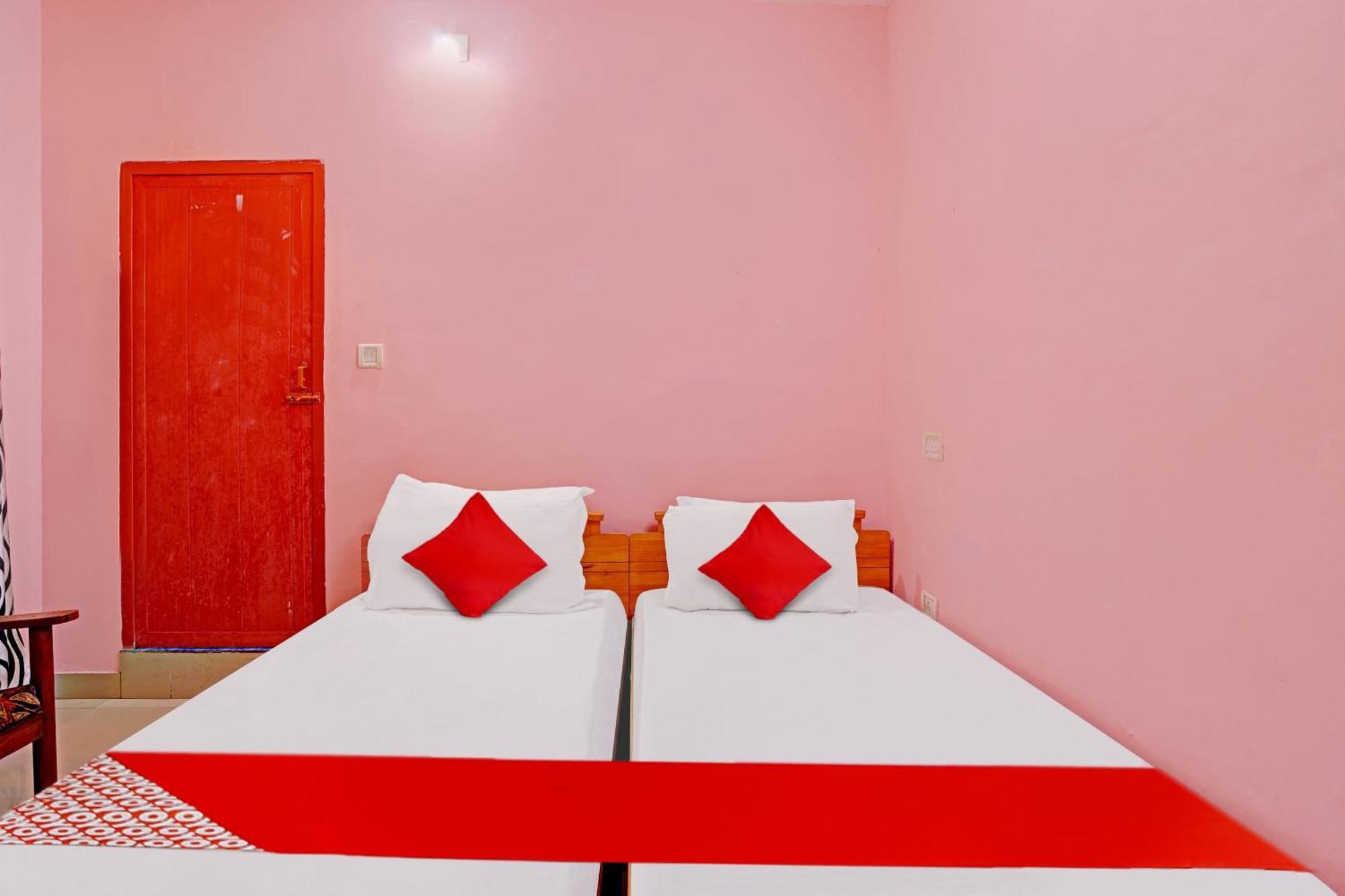 Hotel O Safa Inn Trippapur Экстерьер фото