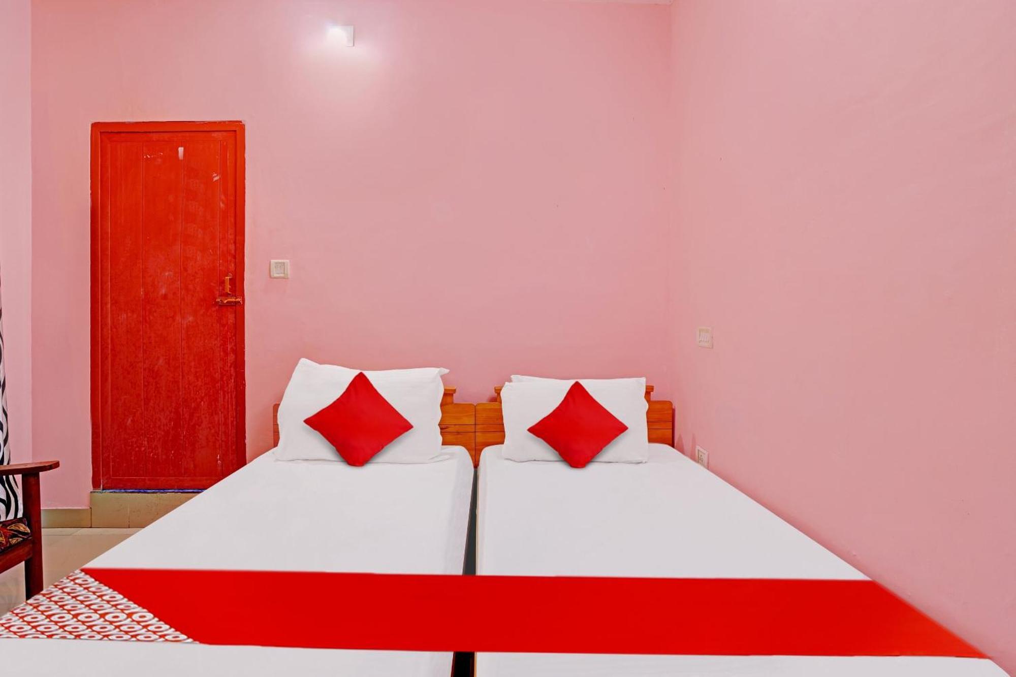 Hotel O Safa Inn Trippapur Экстерьер фото